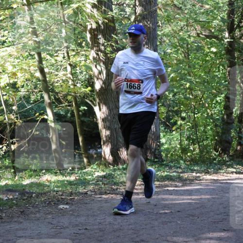 28.09.2025 - 33. Volkslauf durch das schöne Alstertal Strokosch-Dieckow http://msf.ph/oto/8971205 28.09.2025 12:09:32 Laufen 1668 meine-sportfotos.de
