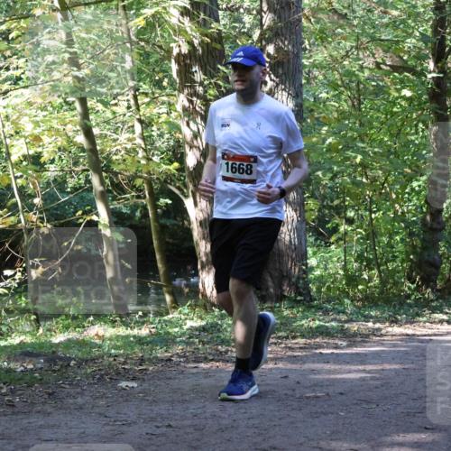 28.09.2025 - 33. Volkslauf durch das schöne Alstertal Strokosch-Dieckow http://msf.ph/oto/8971206 28.09.2025 12:09:32 Laufen 1668 meine-sportfotos.de