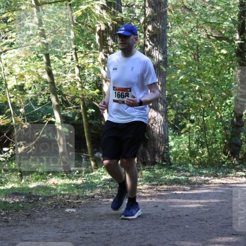 28.09.2025 - 33. Volkslauf durch das schöne Alstertal Strokosch-Dieckow http://msf.ph/oto/8971207 28.09.2025 12:09:32 Laufen 00, 1668 meine-sportfotos.de