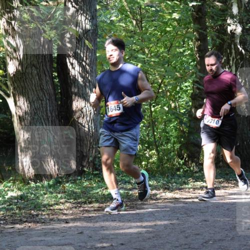 28.09.2025 - 33. Volkslauf durch das schöne Alstertal Strokosch-Dieckow http://msf.ph/oto/8971211 28.09.2025 12:09:49 Laufen 1645, 710 meine-sportfotos.de