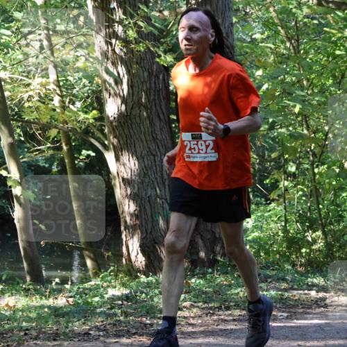 28.09.2025 - 33. Volkslauf durch das schöne Alstertal Strokosch-Dieckow http://msf.ph/oto/8971223 28.09.2025 12:10:09 Laufen 2592 meine-sportfotos.de