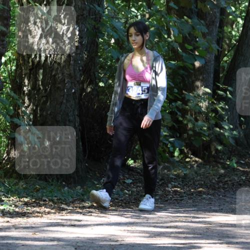 28.09.2025 - 33. Volkslauf durch das schöne Alstertal Strokosch-Dieckow http://msf.ph/oto/8971273 28.09.2025 12:10:52 Laufen 3245 meine-sportfotos.de