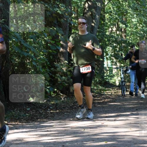 28.09.2025 - 33. Volkslauf durch das schöne Alstertal Strokosch-Dieckow http://msf.ph/oto/8971332 28.09.2025 12:12:09 Laufen 2019, 1730, 1086 meine-sportfotos.de