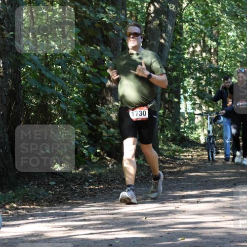 28.09.2025 - 33. Volkslauf durch das schöne Alstertal Strokosch-Dieckow http://msf.ph/oto/8971334 28.09.2025 12:12:09 Laufen 2019, 1986, 1730 meine-sportfotos.de