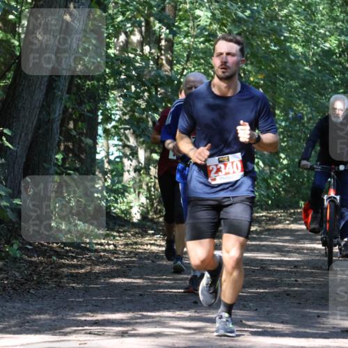 28.09.2025 - 33. Volkslauf durch das schöne Alstertal Strokosch-Dieckow http://msf.ph/oto/8971350 28.09.2025 12:12:28 Laufen 2340 meine-sportfotos.de