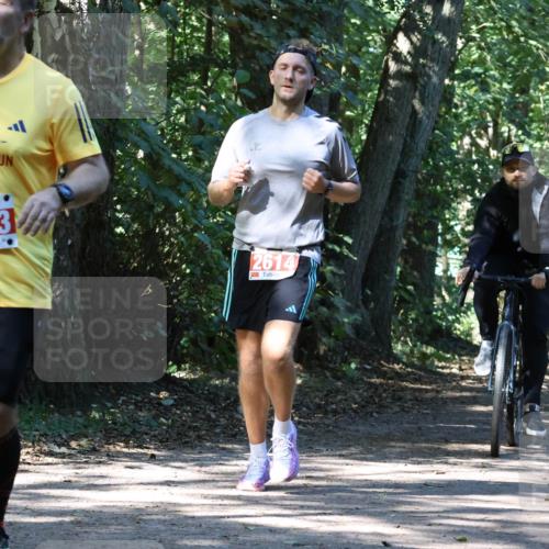 28.09.2025 - 33. Volkslauf durch das schöne Alstertal Strokosch-Dieckow http://msf.ph/oto/8971427 28.09.2025 12:13:59 Laufen 2443, 2614 meine-sportfotos.de