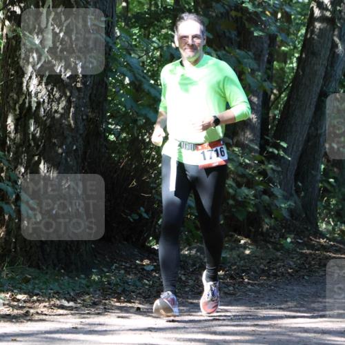 28.09.2025 - 33. Volkslauf durch das schöne Alstertal Strokosch-Dieckow http://msf.ph/oto/8971433 28.09.2025 12:14:06 Laufen 1716 meine-sportfotos.de