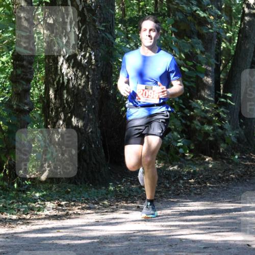28.09.2025 - 33. Volkslauf durch das schöne Alstertal Strokosch-Dieckow http://msf.ph/oto/8971438 28.09.2025 12:14:22 Laufen 2098 meine-sportfotos.de