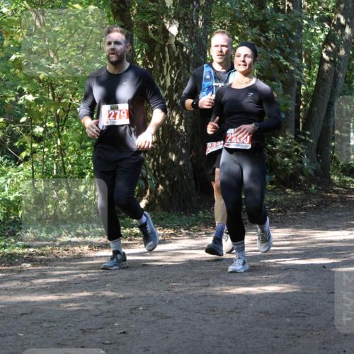 28.09.2025 - 33. Volkslauf durch das schöne Alstertal Strokosch-Dieckow http://msf.ph/oto/8971547 28.09.2025 12:16:06 Laufen 2279, 2345, 115 meine-sportfotos.de