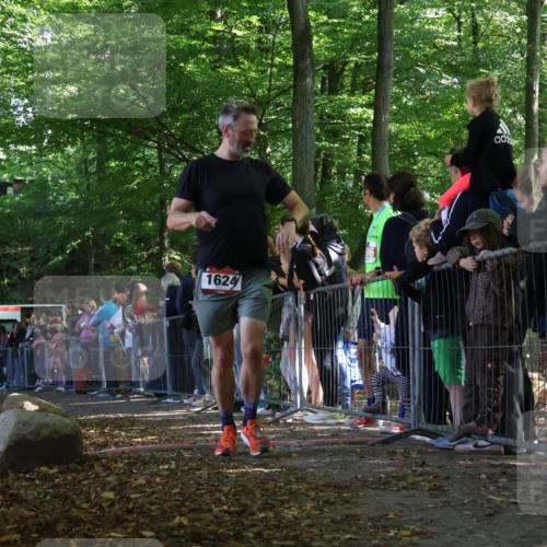 28.09.2025 - 33. Volkslauf durch das schöne Alstertal Strokosch-Dieckow http://msf.ph/oto/8971554 28.09.2025 11:53:34 Ziel 1624, 3061 meine-sportfotos.de