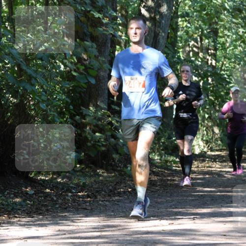 28.09.2025 - 33. Volkslauf durch das schöne Alstertal Strokosch-Dieckow http://msf.ph/oto/8971560 28.09.2025 12:16:16 Laufen 2497 meine-sportfotos.de