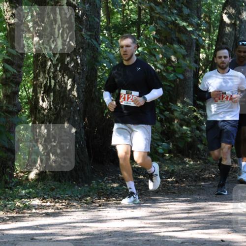28.09.2025 - 33. Volkslauf durch das schöne Alstertal Strokosch-Dieckow http://msf.ph/oto/8971565 28.09.2025 12:16:48 Laufen 2122, 127 meine-sportfotos.de