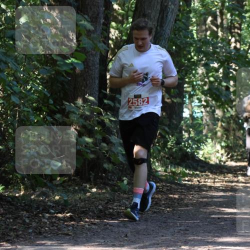 28.09.2025 - 33. Volkslauf durch das schöne Alstertal Strokosch-Dieckow http://msf.ph/oto/8971640 28.09.2025 12:17:55 Laufen 2582 meine-sportfotos.de