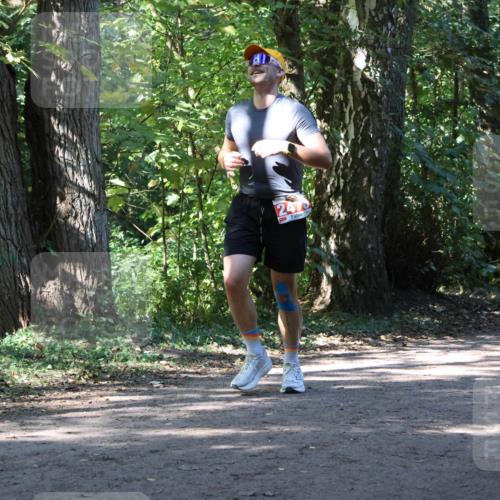 28.09.2025 - 33. Volkslauf durch das schöne Alstertal Strokosch-Dieckow http://msf.ph/oto/8971645 28.09.2025 12:18:03 Laufen 247 meine-sportfotos.de
