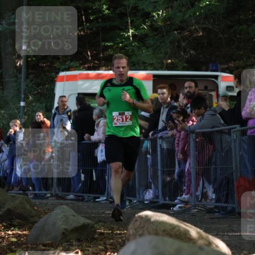 28.09.2025 - 33. Volkslauf durch das schöne Alstertal Strokosch-Dieckow http://msf.ph/oto/8971674 28.09.2025 11:54:12 Ziel 2512 meine-sportfotos.de