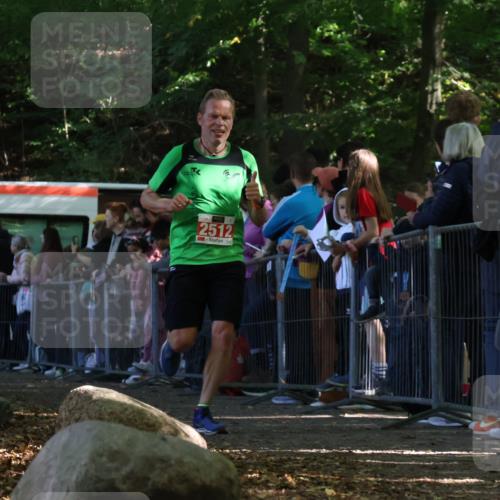 28.09.2025 - 33. Volkslauf durch das schöne Alstertal Strokosch-Dieckow http://msf.ph/oto/8971695 28.09.2025 11:54:13 Ziel 2512 meine-sportfotos.de