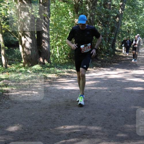 28.09.2025 - 33. Volkslauf durch das schöne Alstertal Strokosch-Dieckow http://msf.ph/oto/8971729 28.09.2025 12:20:32 Laufen 2457 meine-sportfotos.de