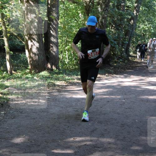 28.09.2025 - 33. Volkslauf durch das schöne Alstertal Strokosch-Dieckow http://msf.ph/oto/8971732 28.09.2025 12:20:32 Laufen 2457 meine-sportfotos.de