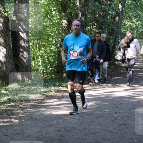 28.09.2025 - 33. Volkslauf durch das schöne Alstertal Strokosch-Dieckow http://msf.ph/oto/8971748 28.09.2025 12:20:49 Laufen 2551, 1072 meine-sportfotos.de