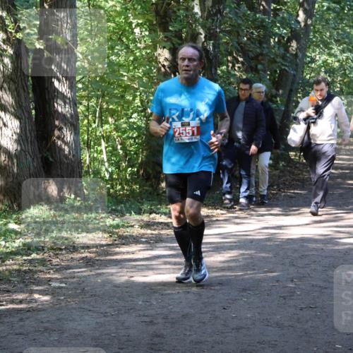28.09.2025 - 33. Volkslauf durch das schöne Alstertal Strokosch-Dieckow http://msf.ph/oto/8971749 28.09.2025 12:20:49 Laufen 2551, 107 meine-sportfotos.de