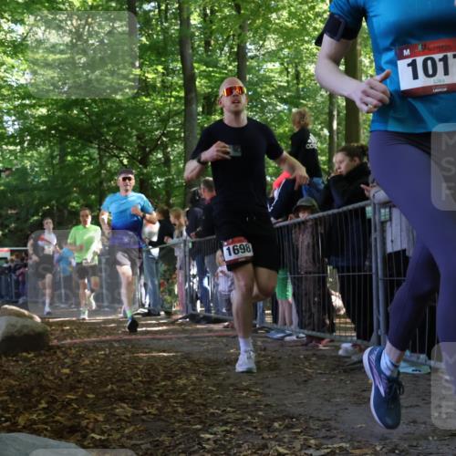 28.09.2025 - 33. Volkslauf durch das schöne Alstertal Strokosch-Dieckow http://msf.ph/oto/8971911 28.09.2025 11:54:35 Ziel 1014, 1017, 1634, 1637, 1679, 1698, 2635 meine-sportfotos.de