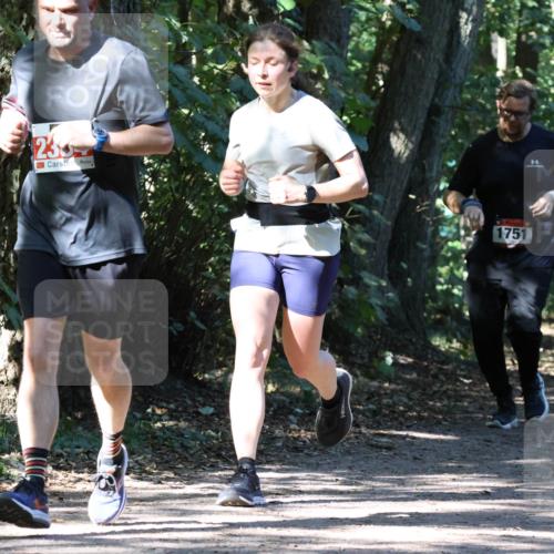28.09.2025 - 33. Volkslauf durch das schöne Alstertal Strokosch-Dieckow http://msf.ph/oto/8971918 28.09.2025 12:24:45 Laufen 23, 1751 meine-sportfotos.de