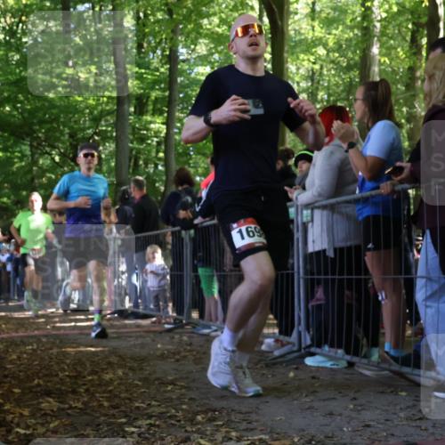 28.09.2025 - 33. Volkslauf durch das schöne Alstertal Strokosch-Dieckow http://msf.ph/oto/8971922 28.09.2025 11:54:35 Ziel 1014, 1017, 1634, 1637, 1679, 1698, 2635 meine-sportfotos.de