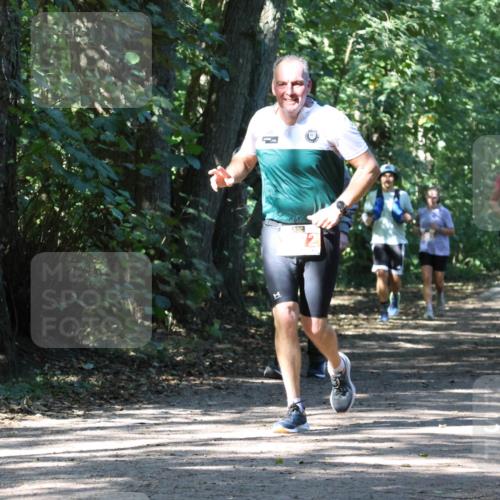 28.09.2025 - 33. Volkslauf durch das schöne Alstertal Strokosch-Dieckow http://msf.ph/oto/8972016 28.09.2025 12:27:25 Laufen 1085 meine-sportfotos.de