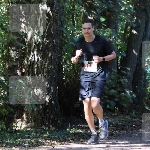 28.09.2025 - 33. Volkslauf durch das schöne Alstertal Strokosch-Dieckow http://msf.ph/oto/8972212 28.09.2025 12:31:37 Laufen 260 meine-sportfotos.de