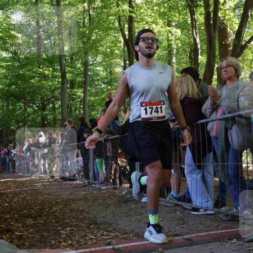 28.09.2025 - 33. Volkslauf durch das schöne Alstertal Strokosch-Dieckow http://msf.ph/oto/8972286 28.09.2025 11:55:20 Ziel 1741 meine-sportfotos.de