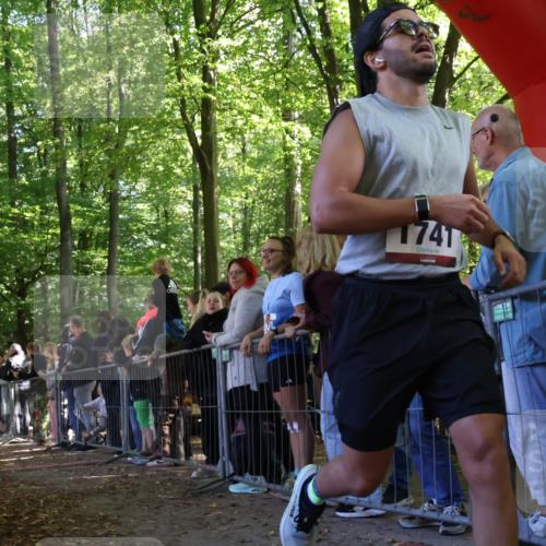 28.09.2025 - 33. Volkslauf durch das schöne Alstertal Strokosch-Dieckow http://msf.ph/oto/8972287 28.09.2025 11:55:21 Ziel 1636 meine-sportfotos.de