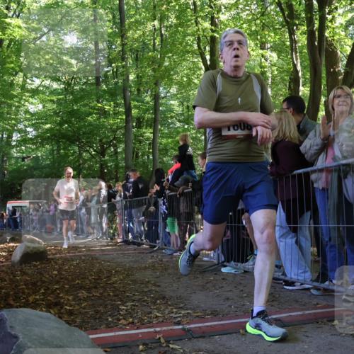 28.09.2025 - 33. Volkslauf durch das schöne Alstertal Strokosch-Dieckow http://msf.ph/oto/8972306 28.09.2025 11:55:49 Ziel 1608, 1626, 2348 meine-sportfotos.de