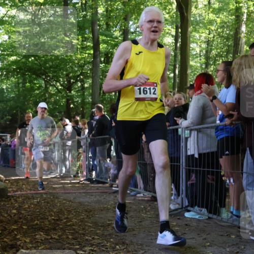 28.09.2025 - 33. Volkslauf durch das schöne Alstertal Strokosch-Dieckow http://msf.ph/oto/8972322 28.09.2025 11:56:07 Ziel 1612, 1625, 1639, 1729, 3084, 3085 meine-sportfotos.de
