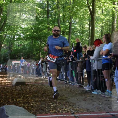 28.09.2025 - 33. Volkslauf durch das schöne Alstertal Strokosch-Dieckow http://msf.ph/oto/8972354 28.09.2025 11:56:30 Ziel 1587, 1665 meine-sportfotos.de