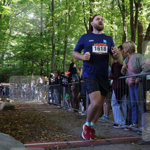 28.09.2025 - 33. Volkslauf durch das schöne Alstertal Strokosch-Dieckow http://msf.ph/oto/8972367 28.09.2025 11:56:47 Ziel 1633 meine-sportfotos.de