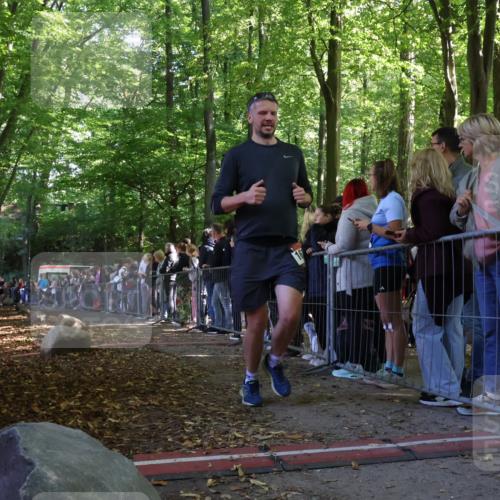 28.09.2025 - 33. Volkslauf durch das schöne Alstertal Strokosch-Dieckow http://msf.ph/oto/8972372 28.09.2025 11:56:54 Ziel 1633, 2637 meine-sportfotos.de
