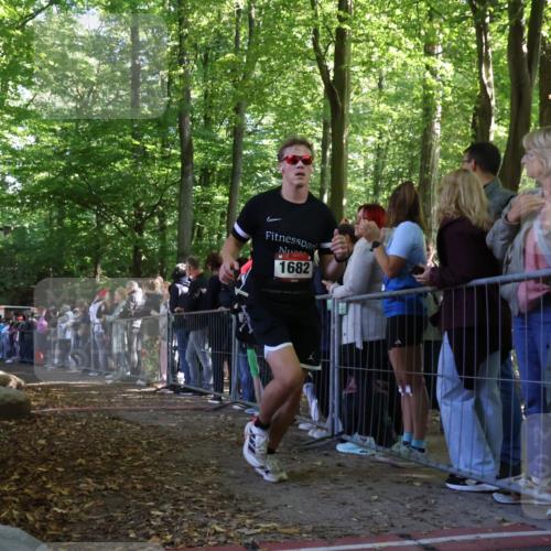 28.09.2025 - 33. Volkslauf durch das schöne Alstertal Strokosch-Dieckow http://msf.ph/oto/8972379 28.09.2025 11:57:05 Ziel 1635, 1682 meine-sportfotos.de