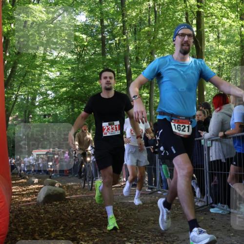 28.09.2025 - 33. Volkslauf durch das schöne Alstertal Strokosch-Dieckow http://msf.ph/oto/8972384 28.09.2025 11:57:21 Ziel 1018, 1019, 1621, 1663, 2331, 2358, 2405, 2560 meine-sportfotos.de