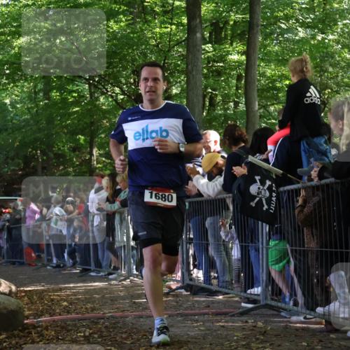 28.09.2025 - 33. Volkslauf durch das schöne Alstertal Strokosch-Dieckow http://msf.ph/oto/8972409 28.09.2025 11:57:52 Ziel 1680, 1764 meine-sportfotos.de
