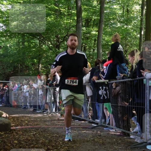 28.09.2025 - 33. Volkslauf durch das schöne Alstertal Strokosch-Dieckow http://msf.ph/oto/8972417 28.09.2025 11:58:01 Ziel 1764 meine-sportfotos.de