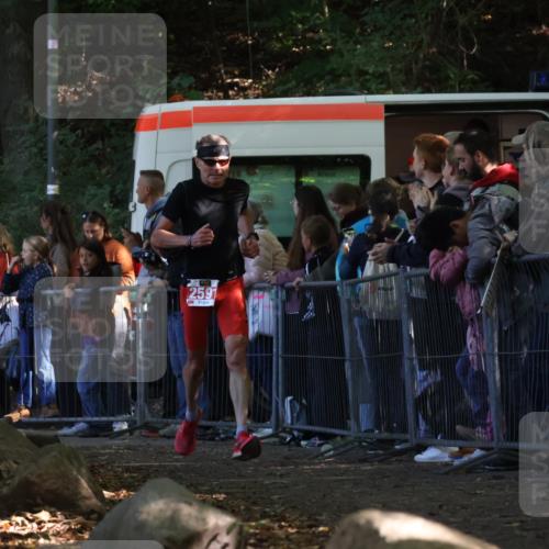 28.09.2025 - 33. Volkslauf durch das schöne Alstertal Strokosch-Dieckow http://msf.ph/oto/8972424 28.09.2025 11:58:08 Ziel 2591 meine-sportfotos.de