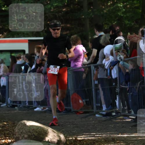 28.09.2025 - 33. Volkslauf durch das schöne Alstertal Strokosch-Dieckow http://msf.ph/oto/8972427 28.09.2025 11:58:11 Ziel 2591 meine-sportfotos.de
