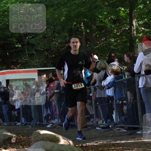 28.09.2025 - 33. Volkslauf durch das schöne Alstertal Strokosch-Dieckow http://msf.ph/oto/8972451 28.09.2025 11:58:41 Ziel 1812 meine-sportfotos.de