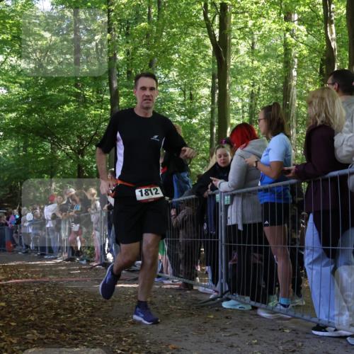 28.09.2025 - 33. Volkslauf durch das schöne Alstertal Strokosch-Dieckow http://msf.ph/oto/8972454 28.09.2025 11:58:45 Ziel 1623, 1812 meine-sportfotos.de