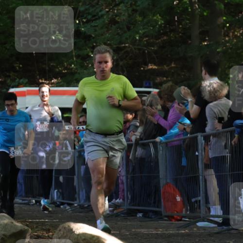 28.09.2025 - 33. Volkslauf durch das schöne Alstertal Strokosch-Dieckow http://msf.ph/oto/8972501 28.09.2025 11:59:37 Ziel 1775, 2402, 3359 meine-sportfotos.de