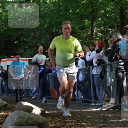 28.09.2025 - 33. Volkslauf durch das schöne Alstertal Strokosch-Dieckow http://msf.ph/oto/8972503 28.09.2025 11:59:38 Ziel 1775, 2402, 2419, 3359 meine-sportfotos.de