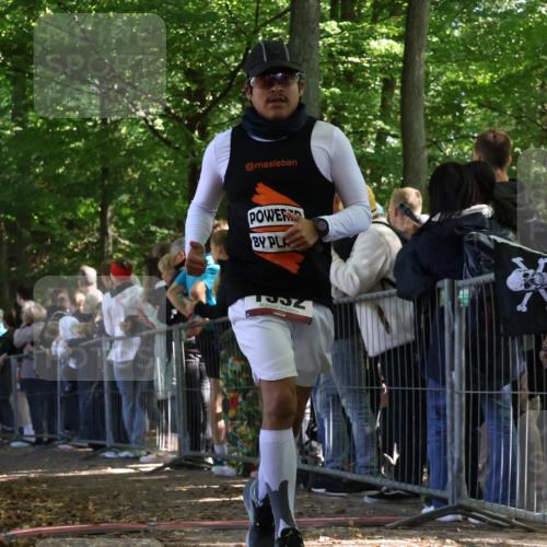 28.09.2025 - 33. Volkslauf durch das schöne Alstertal Strokosch-Dieckow http://msf.ph/oto/8972532 28.09.2025 12:00:00 Ziel 1532, 1828 meine-sportfotos.de