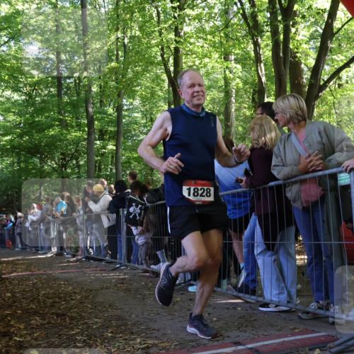 28.09.2025 - 33. Volkslauf durch das schöne Alstertal Strokosch-Dieckow http://msf.ph/oto/8972539 28.09.2025 12:00:06 Ziel 1029, 1646, 1651, 1661, 1828 meine-sportfotos.de