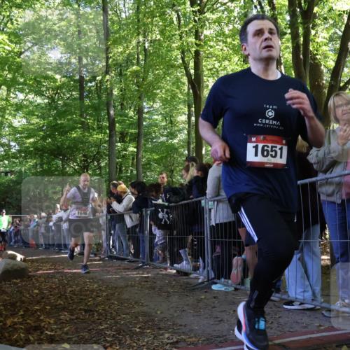 28.09.2025 - 33. Volkslauf durch das schöne Alstertal Strokosch-Dieckow http://msf.ph/oto/8972548 28.09.2025 12:00:13 Ziel 1646, 1651, 3354 meine-sportfotos.de