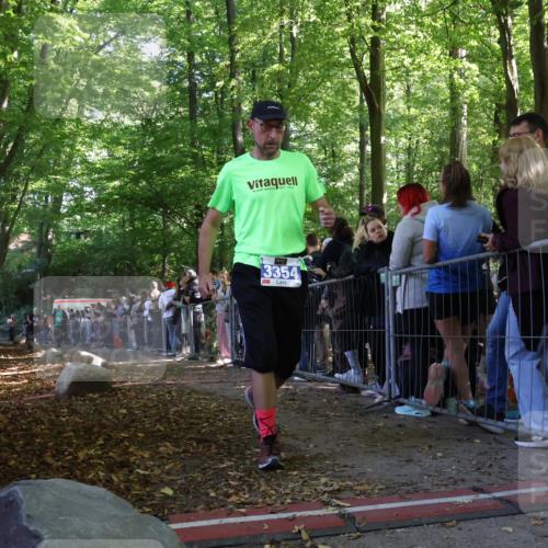 28.09.2025 - 33. Volkslauf durch das schöne Alstertal Strokosch-Dieckow http://msf.ph/oto/8972556 28.09.2025 12:00:21 Ziel  meine-sportfotos.de